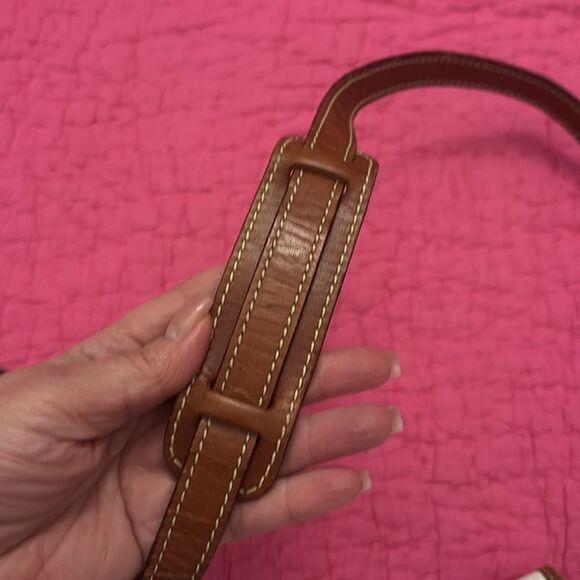 La Tour Eiffel Elegant white  and Brown genuine leather Shoulder Bag - Picture 7 of 11